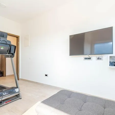 Cozy In With Jacuzzi Ferienhaus *