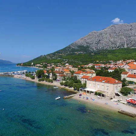 Ferienhaus Cozy In With Jacuzzi