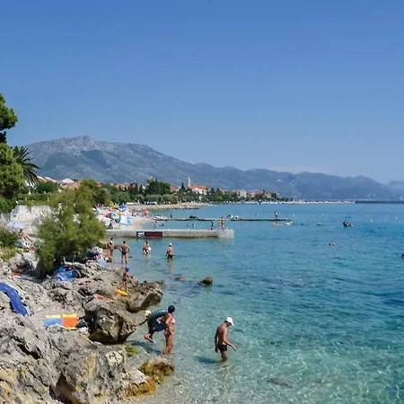 Cozy In With Jacuzzi Ferienhaus *