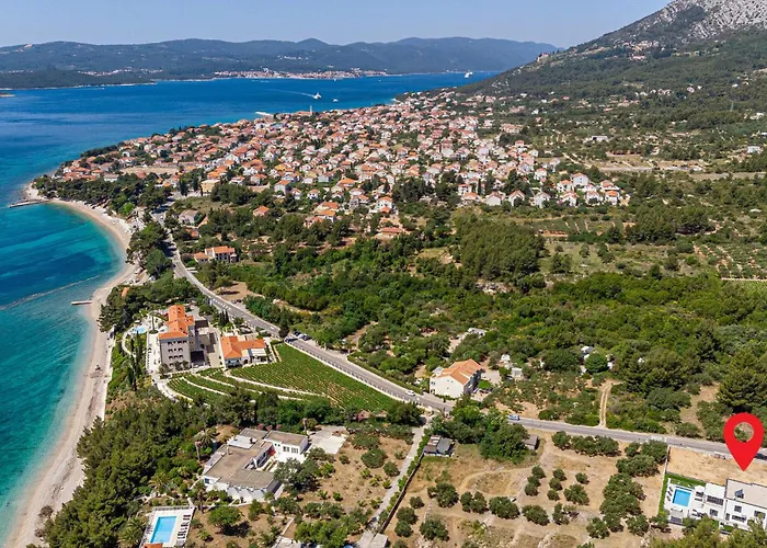 Дом отдыха Cozy In With Jacuzzi Оребич