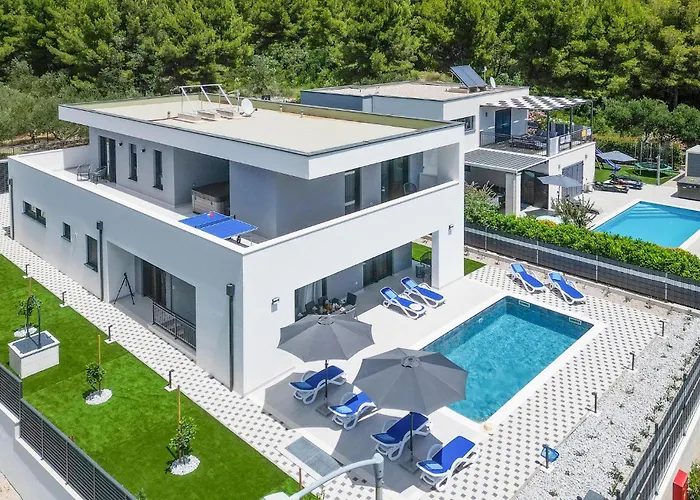 Cozy In With Jacuzzi Дом отдыха