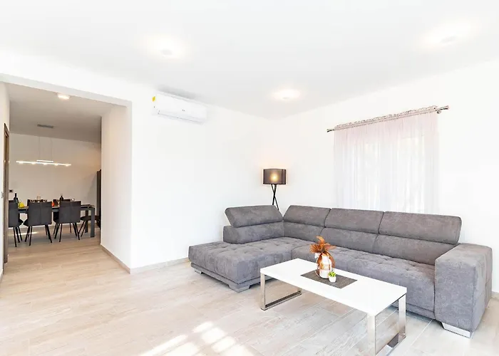 Cozy In With Jacuzzi